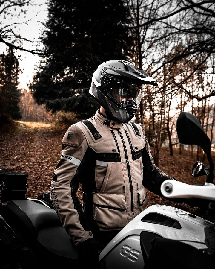 CMS Helmets reforça aposta na certificação ECE 22.06